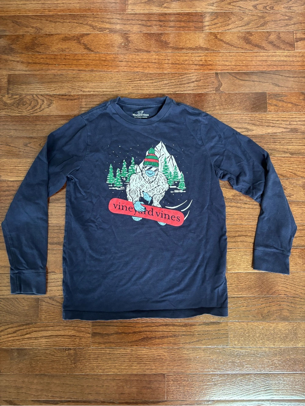 Vineyard Vines Navy Yeti Snowboard Long Sleeve Tee S